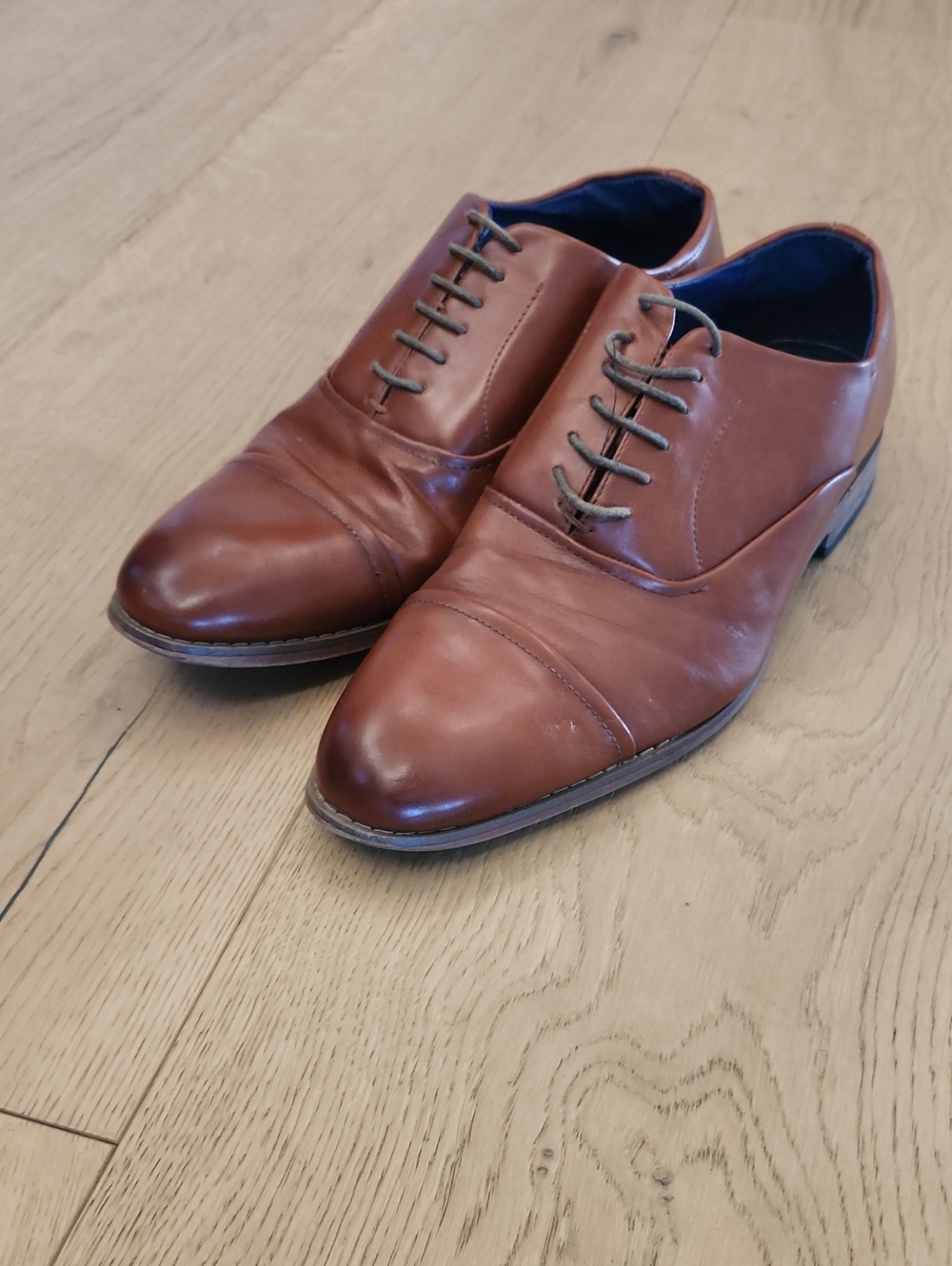 Men's Brown Cap-Toe Derby Dress Shoes